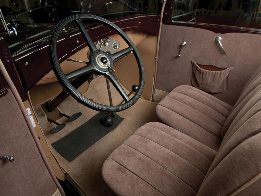  Ford Model A Victoria 1930 года  (фото 5 из 10)